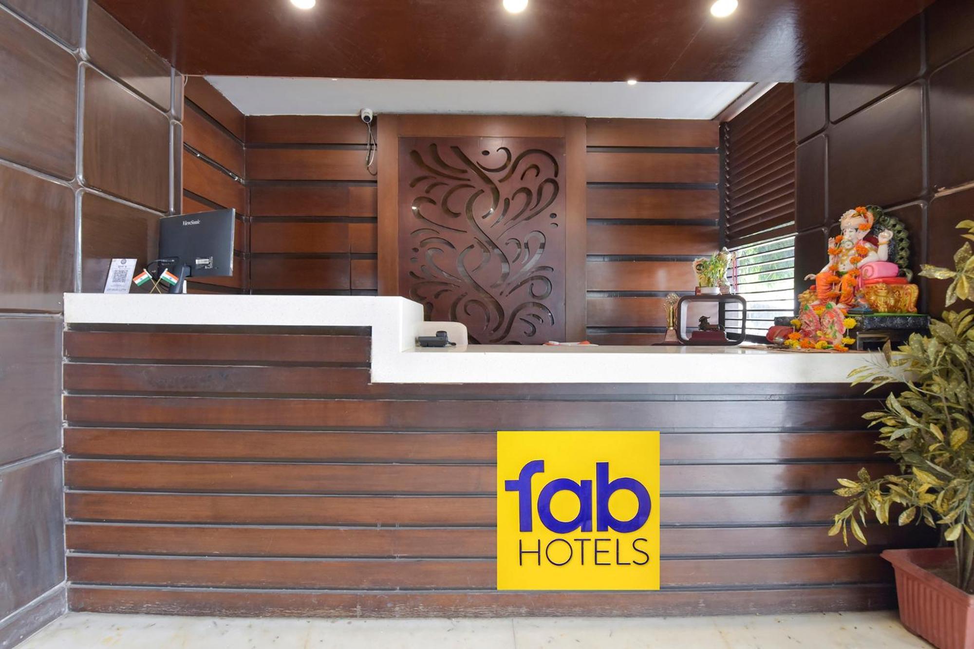 Fabhotel Prime Surya 자발푸르 외부 사진